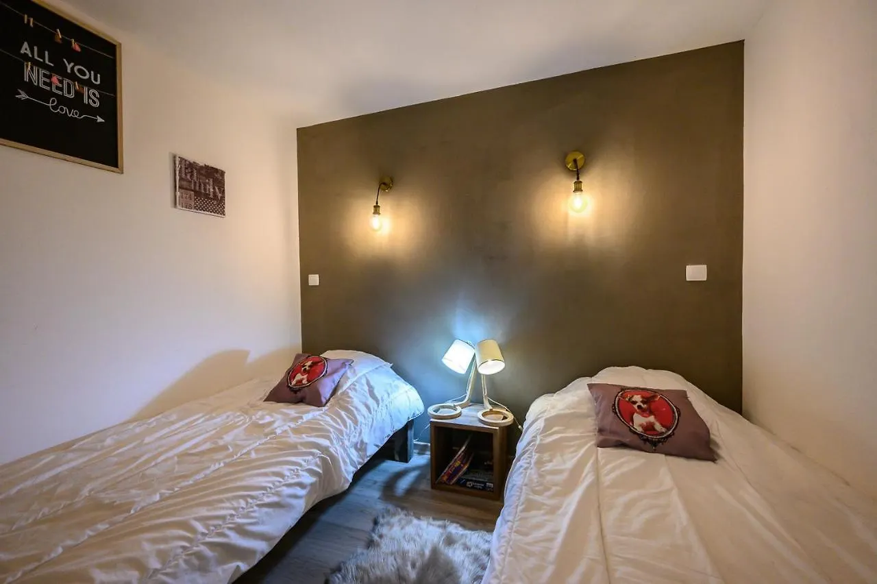 Appartement Spacieux A Orcieres - Vue Sur La Montagne.